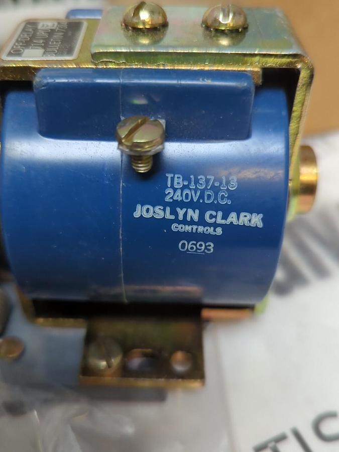 JOSLYN CLARK,714UPDE,BULLETIN 7314 PNEUMATIC TIME-DELAY RELAY 240V.D.C 600V.A.C