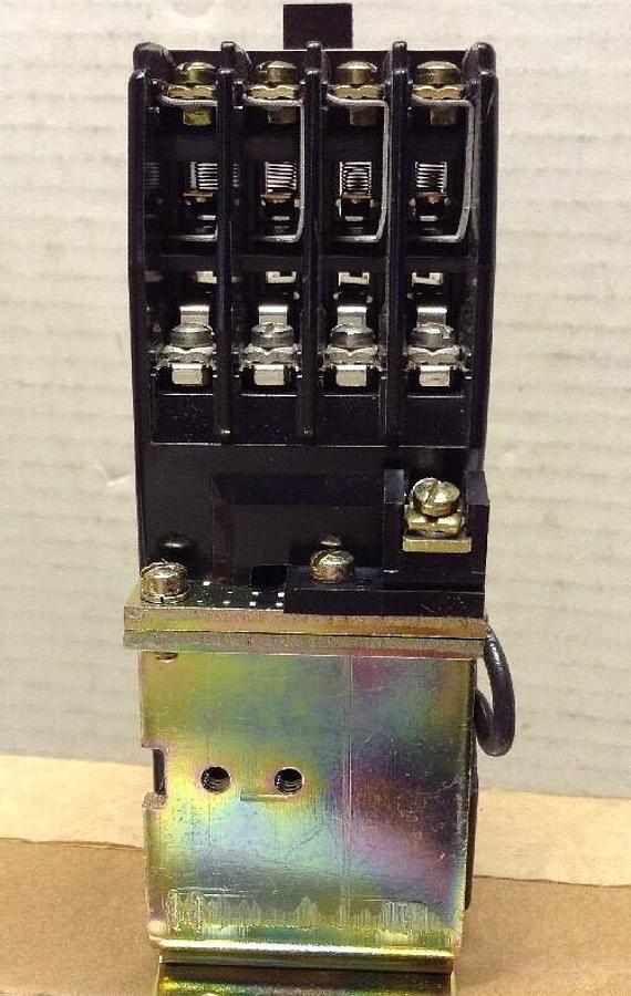 Westinghouse,BFD44L BFD,Control Relay 8 Poles 24VDC Coil