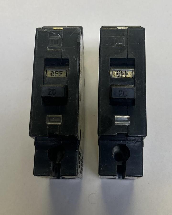 Used SQUARE D,EHB14020,CIRCUIT BREAKER 20A 277V 1P LOT OF 2