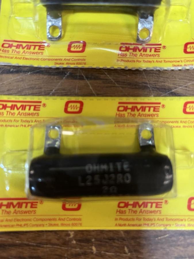 OHMITE,L25J2R0,TYPE 270 FIXED RESISTOR 25 WATT 2 OHMS LOT OF 2