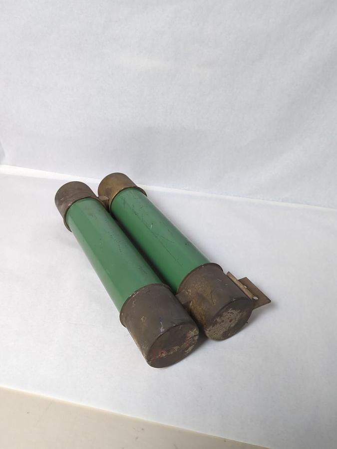 Used WESTINGHOUSE,GCLS25,STYLE 6379D26H20 DOUBLE BARREL FUSE 390 AMP 5.5KV PRE-OWNED