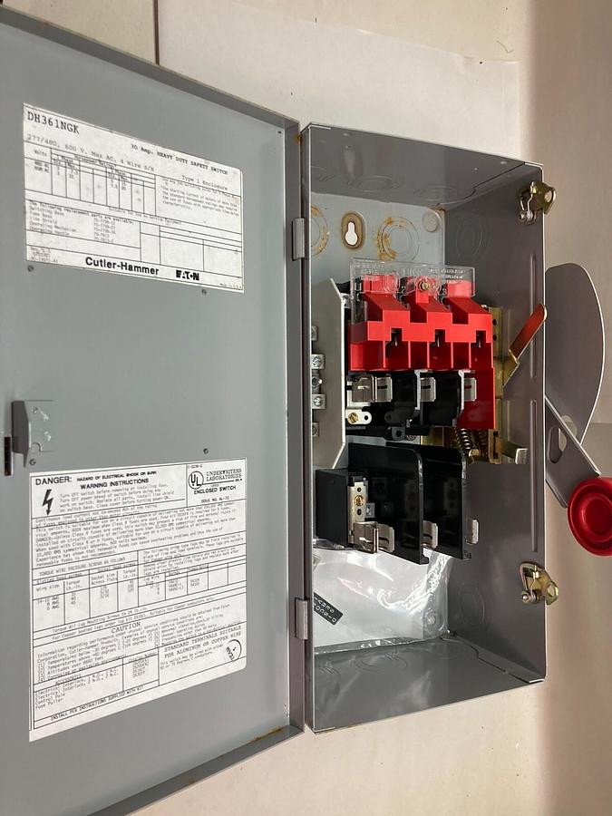 Used Cutler-Hammer,DH361NGK,Heavy Duty Safety Switch 30A 600V