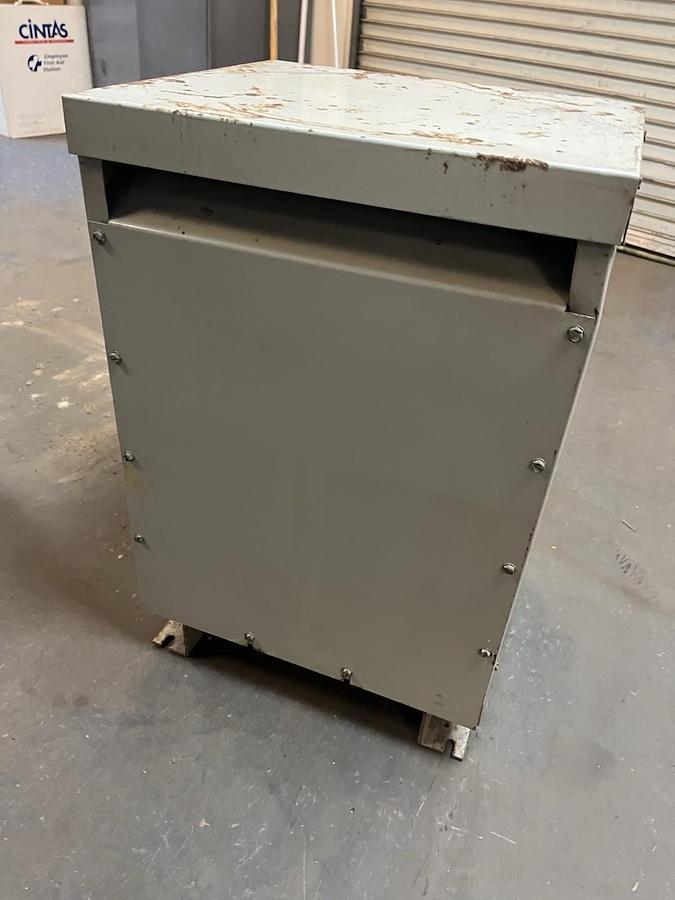 Used GE,9T23Q4000G23,TRANSFORMER 15KVA HV 460 LV 230/132V 3PH