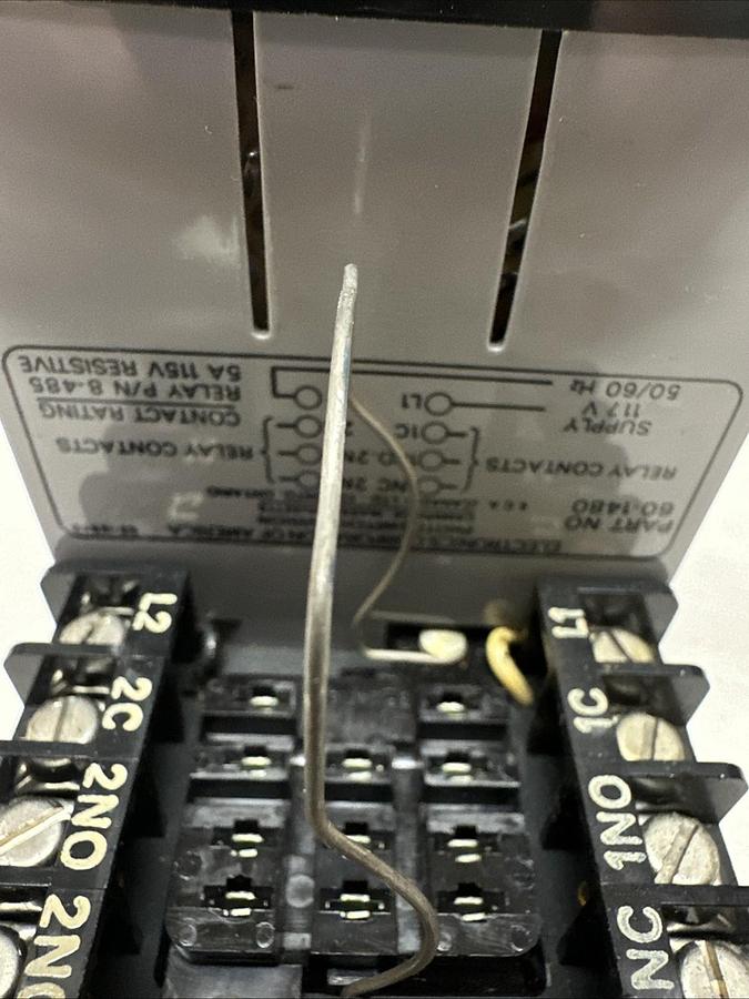 Used Electronics Corporation ,Model 3000,PhotoswitchType 23DF3