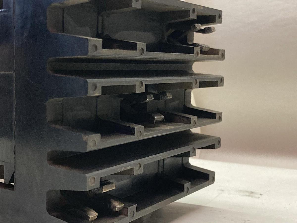 Used Square D,FA36004111S,3-Pole Molded Case Circuit Breaker 4A 600VAC