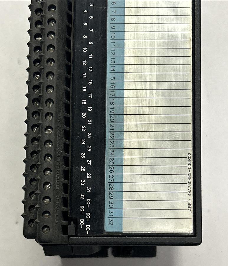 Used GE FANUC,IC660BBD024,GENIUS BLOCK I/O MODULE