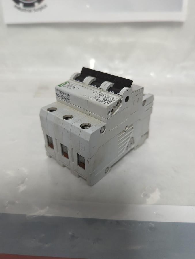 Used KLOCKNER MOELLER,FAZN B20,CIRCUIT BREAKER 3-POLE 5KA-277/480VAC PRE-OWNED
