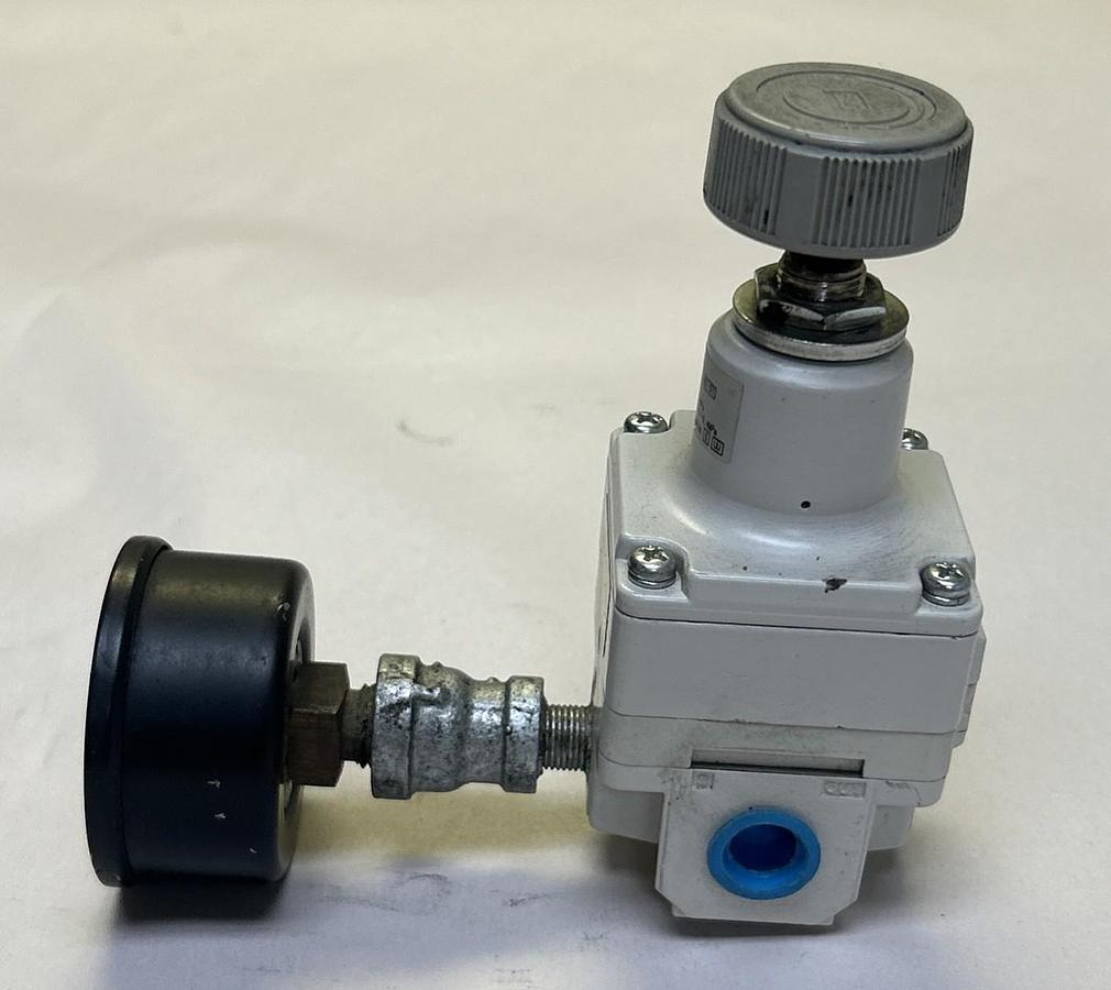 Used SMC,IR2010-F02,PRECISION REGULATOR