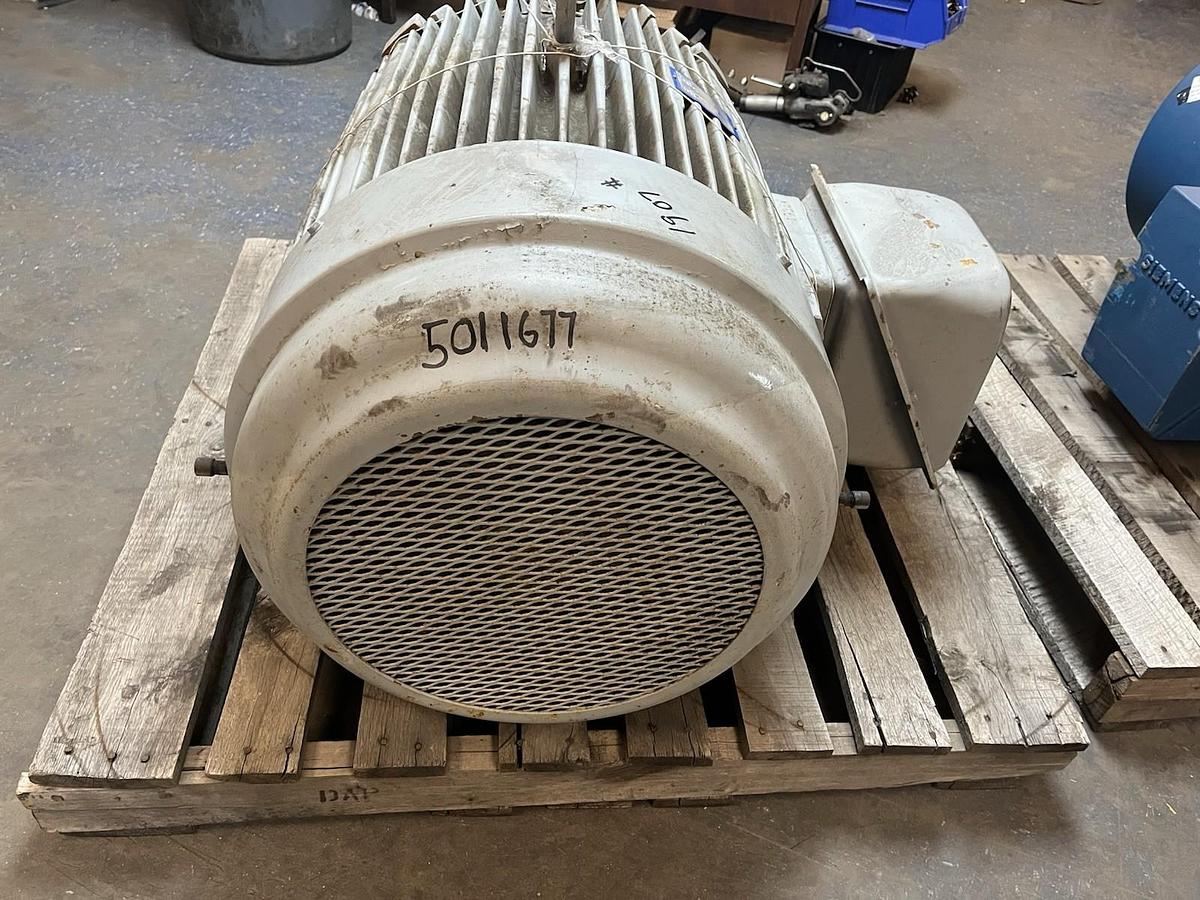 Used LITTON PACEMAKER,0131935001,MOTOR CJ5B 200HP 1780RPM 445T 3PH 460V