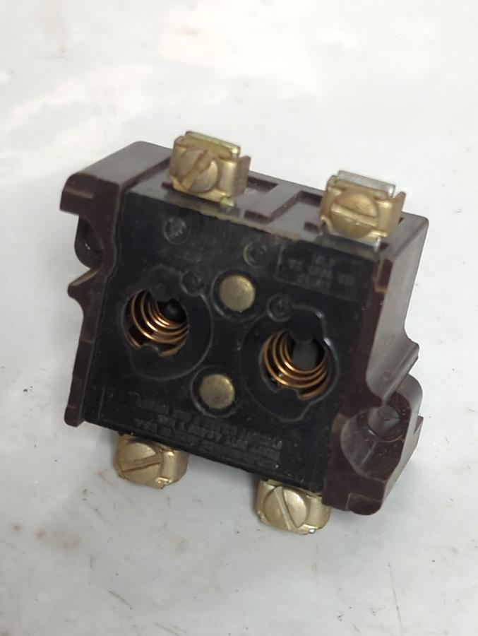 CUTLER HAMMER,10250,CONTACT BLOCK T2 NOS