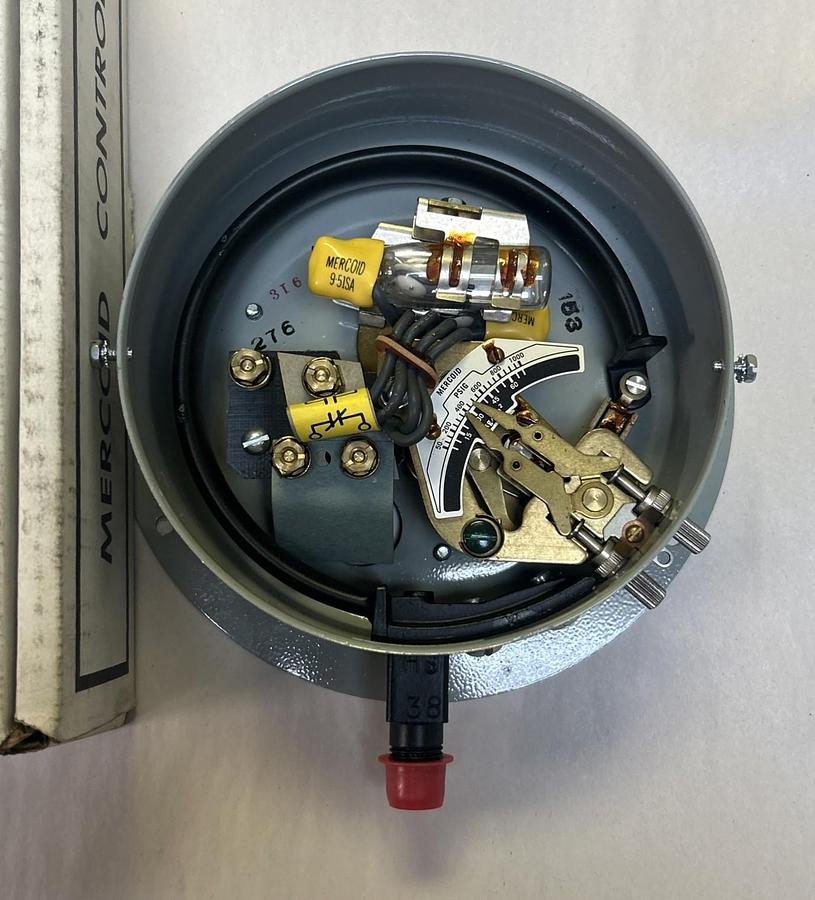 MERCOID,DA-23-156B-11S,PRESSURE SWITCH MISSING COVER NOS