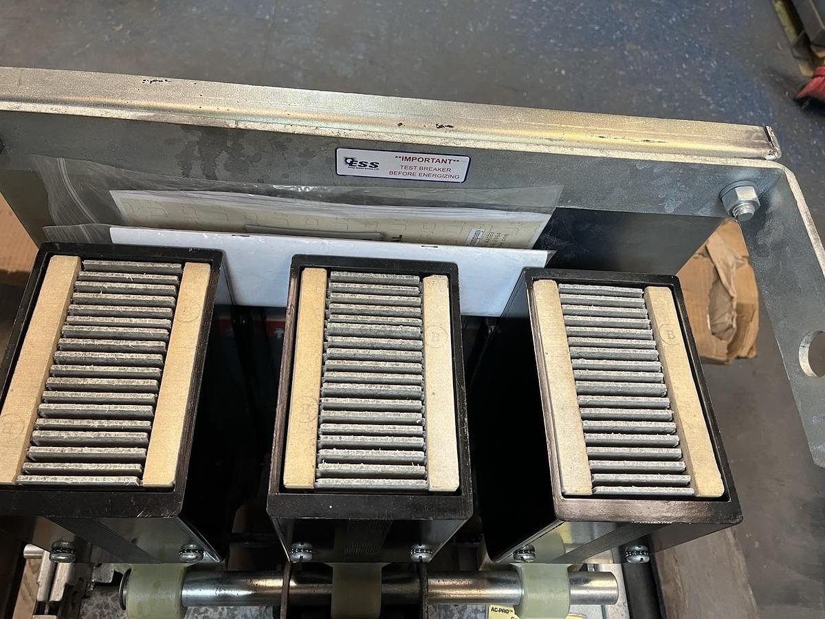 Used WESTINGHOUSE,DB-50,AIR CIRCUIT BREAKER 1600A 600V AC-PRO TRIP UNIT