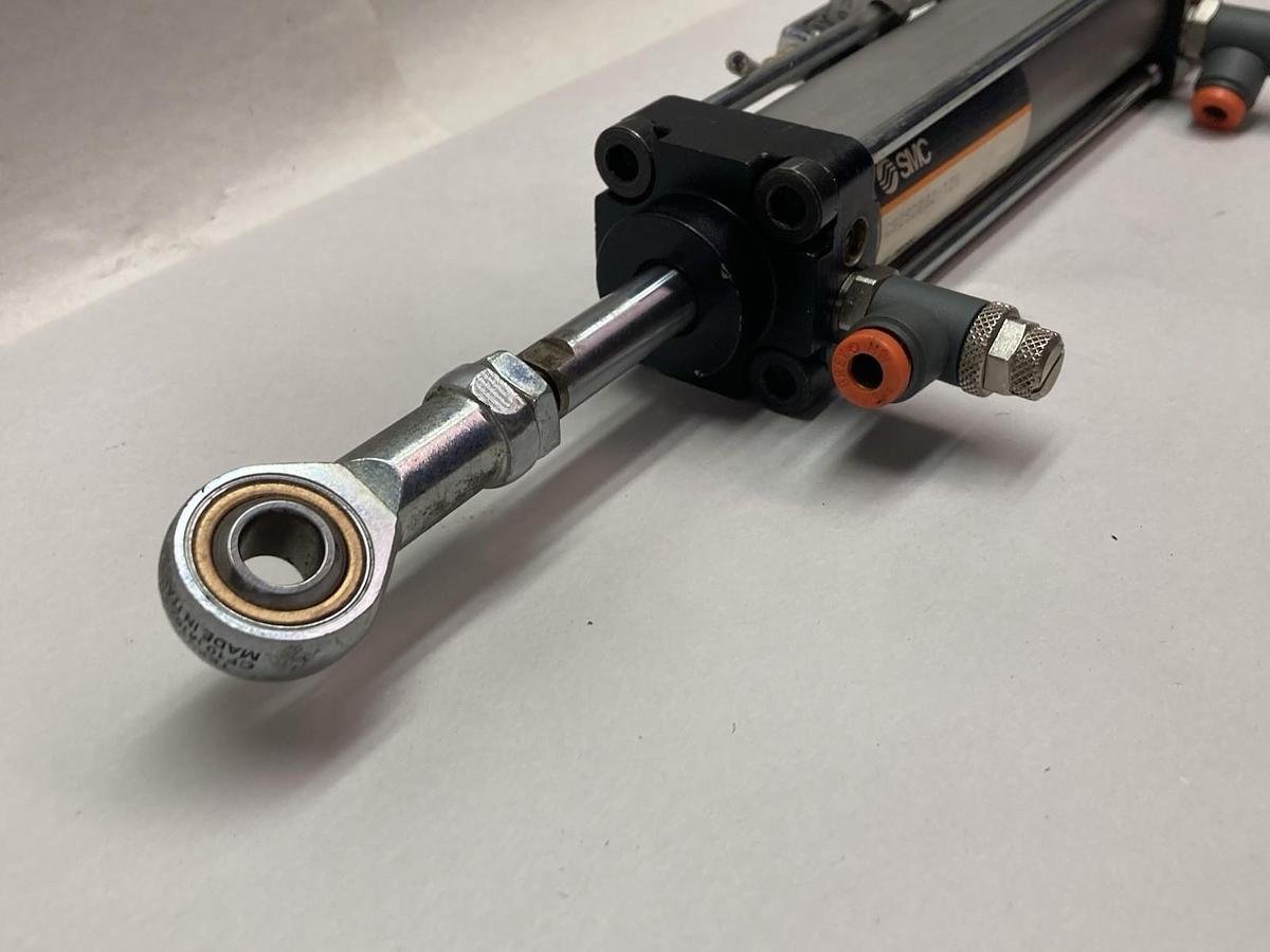 SMC,C92SDB32-125,Pneumatic Cylinder 10 BAR (1 MPa)