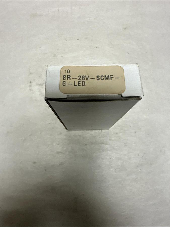 Used Sunray,SR-28V-SCMF-G,Green LED BOX of 10