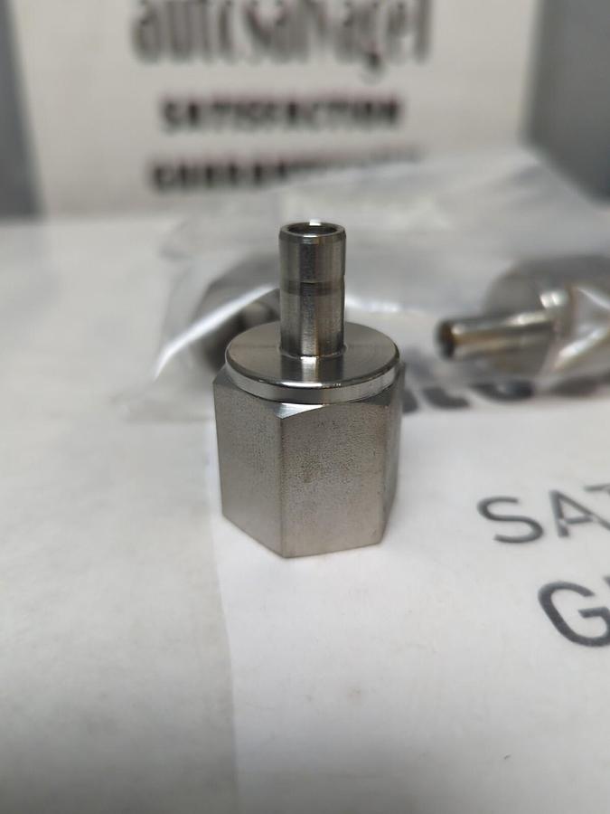 SWAGELOK,SS-6-TA-7-8,FEMALE TUBE ADAPTER 3/8TAX1/2FNPT LOT OF 3 NOS