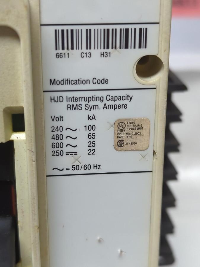 Used EATON,HJD3250F,CIRCUIT BREAKER 250A 3-POLE STYLE 1491D82GO3