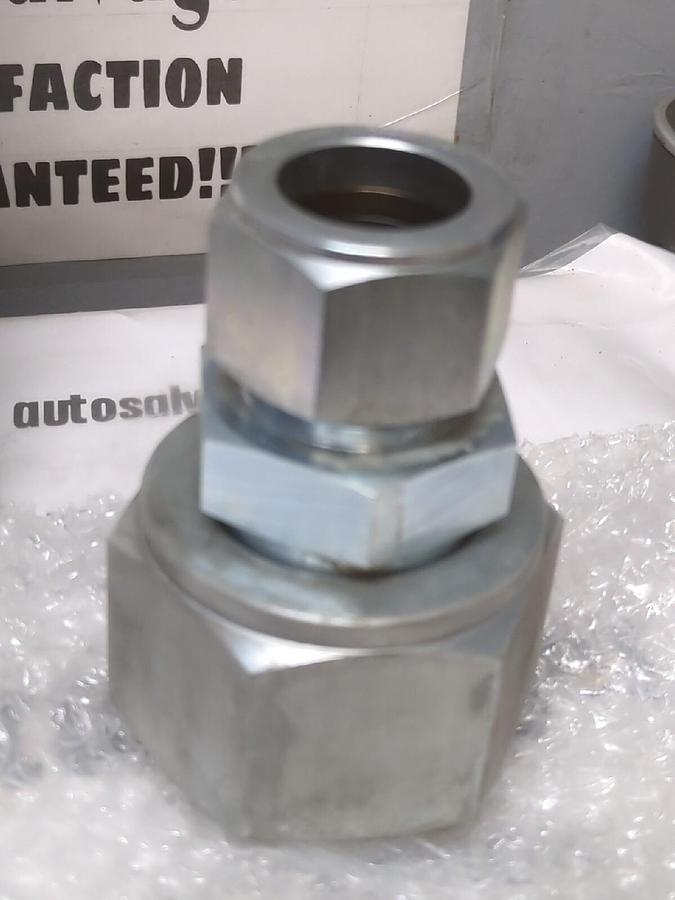 SWAGELOK,S-2000-R-32,REDUCER 1-1/4 IN TUBE X 2 IN TUBE NEW