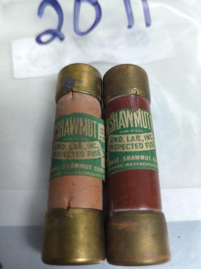 Used SHAWMUT,2011,35 AMP FUSE LOT OF 2 PRE-OWNED