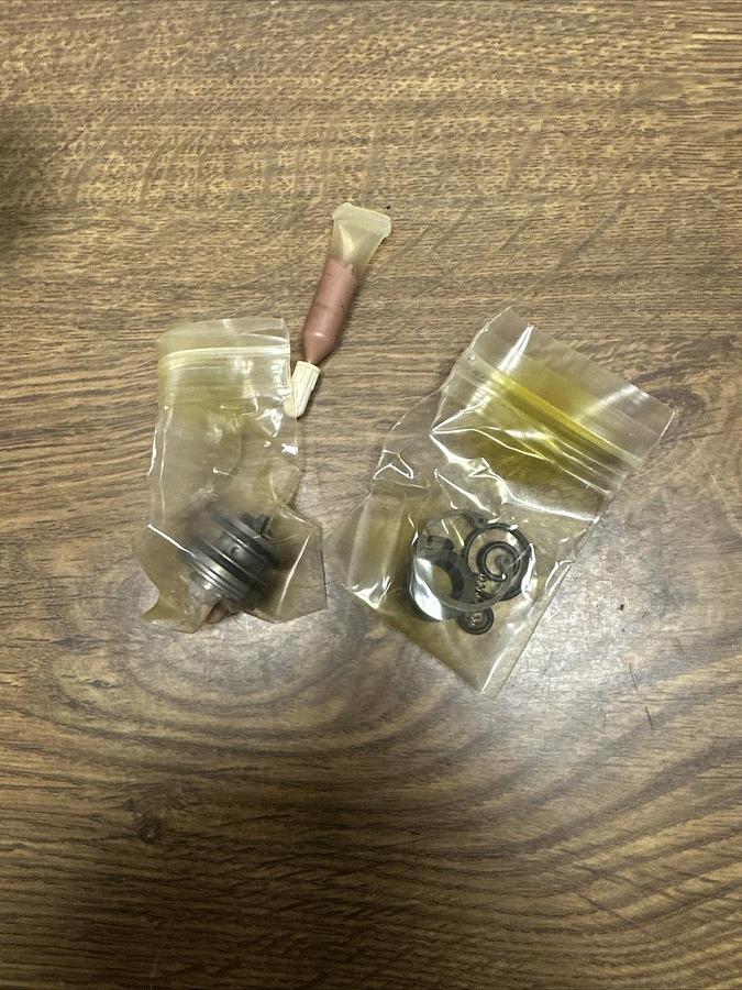 Ross,946K87,Poppet Valve Repair Kit