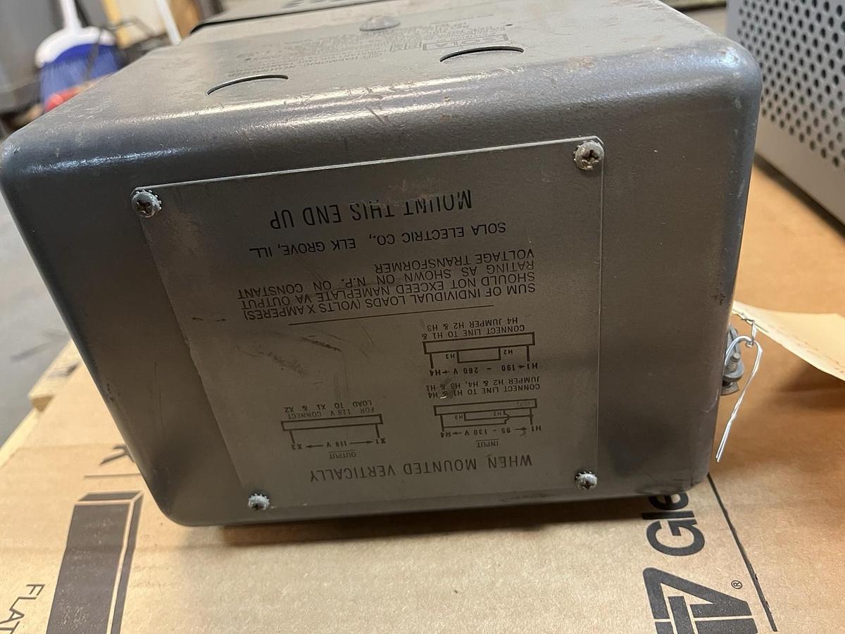 Used SOLA,23-22-150,CONSTANT VOLTAGE CVS-1 TRANSFORMER 500VA 1PH