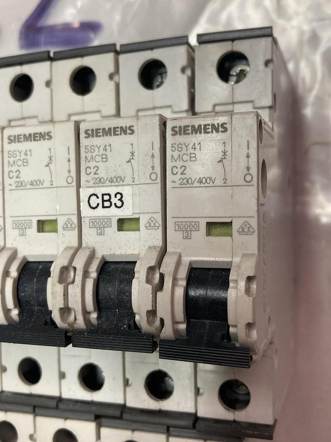 Siemens,5SY4102-7,1-Pole Circuit Breaker 35kA 230/400V LOT OF 27