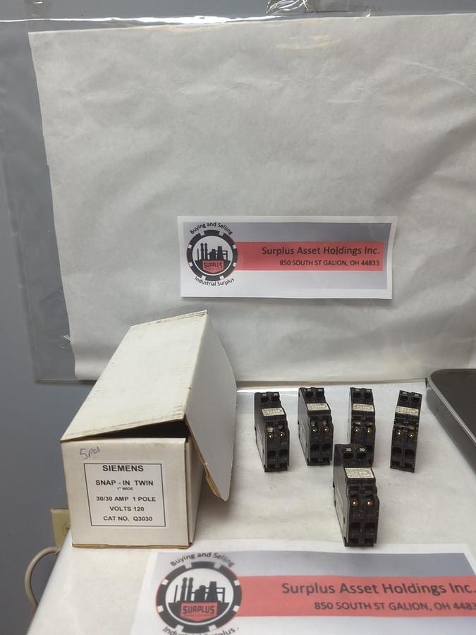 Used SIEMENS,Q3030,CIRCUIT BREAKER 30 AMP 1-POLE LOT OF 5 PRE-OWNED