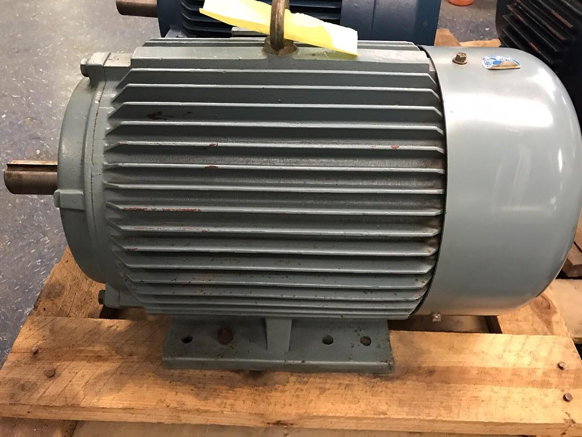 Used Teco Westinghouse TeamPlus,230/460V Fr 213T,5HP Induction Motor 1180RPM
