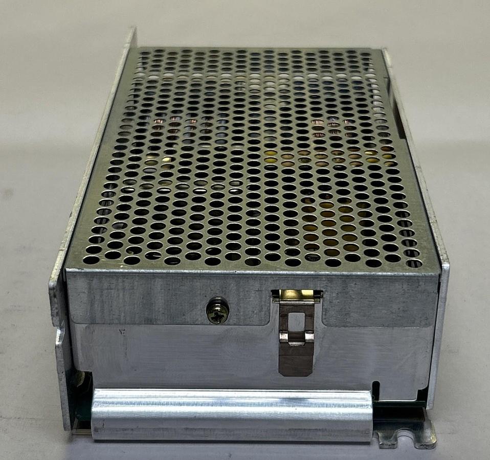 Used OMRON,S82J-15024D1,POWER SUPPLY INPUT 100-120V OUTPUT 24VDC