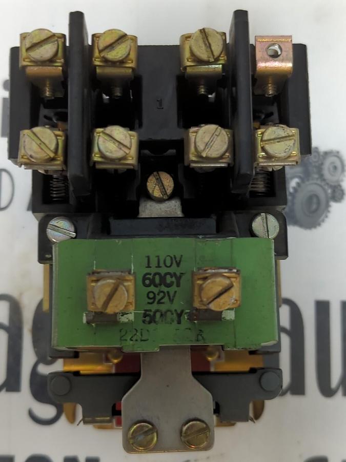 G.E.,CR28,MACHINE TOOL RELAY 10A/14AC 110-92V/60-50CY NOS