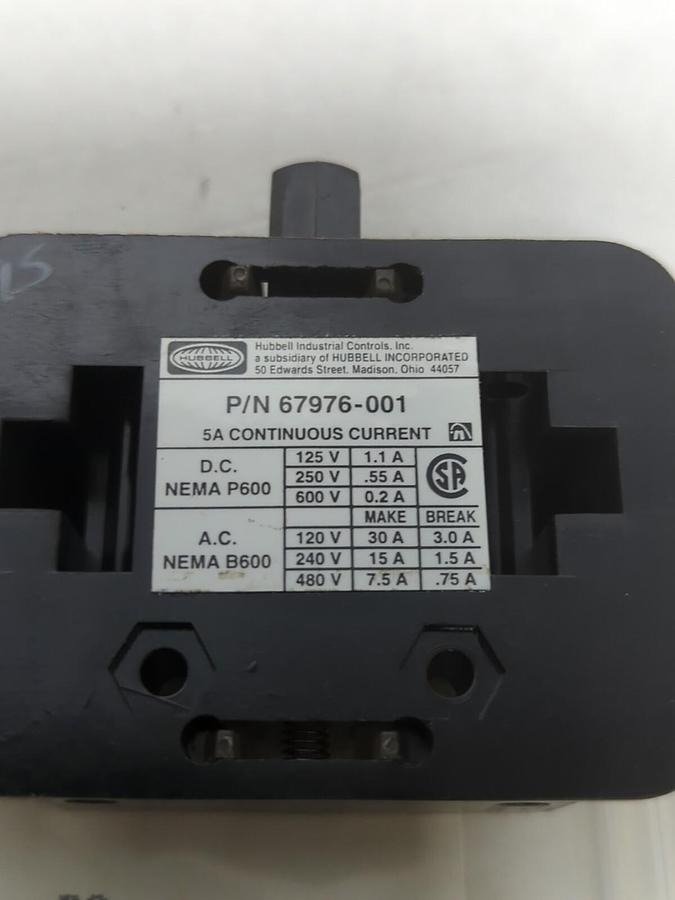 HUBBELL,67976-001,AUXILLIARY CONTACT BLOCK 5A CONTINUOUS  NOS