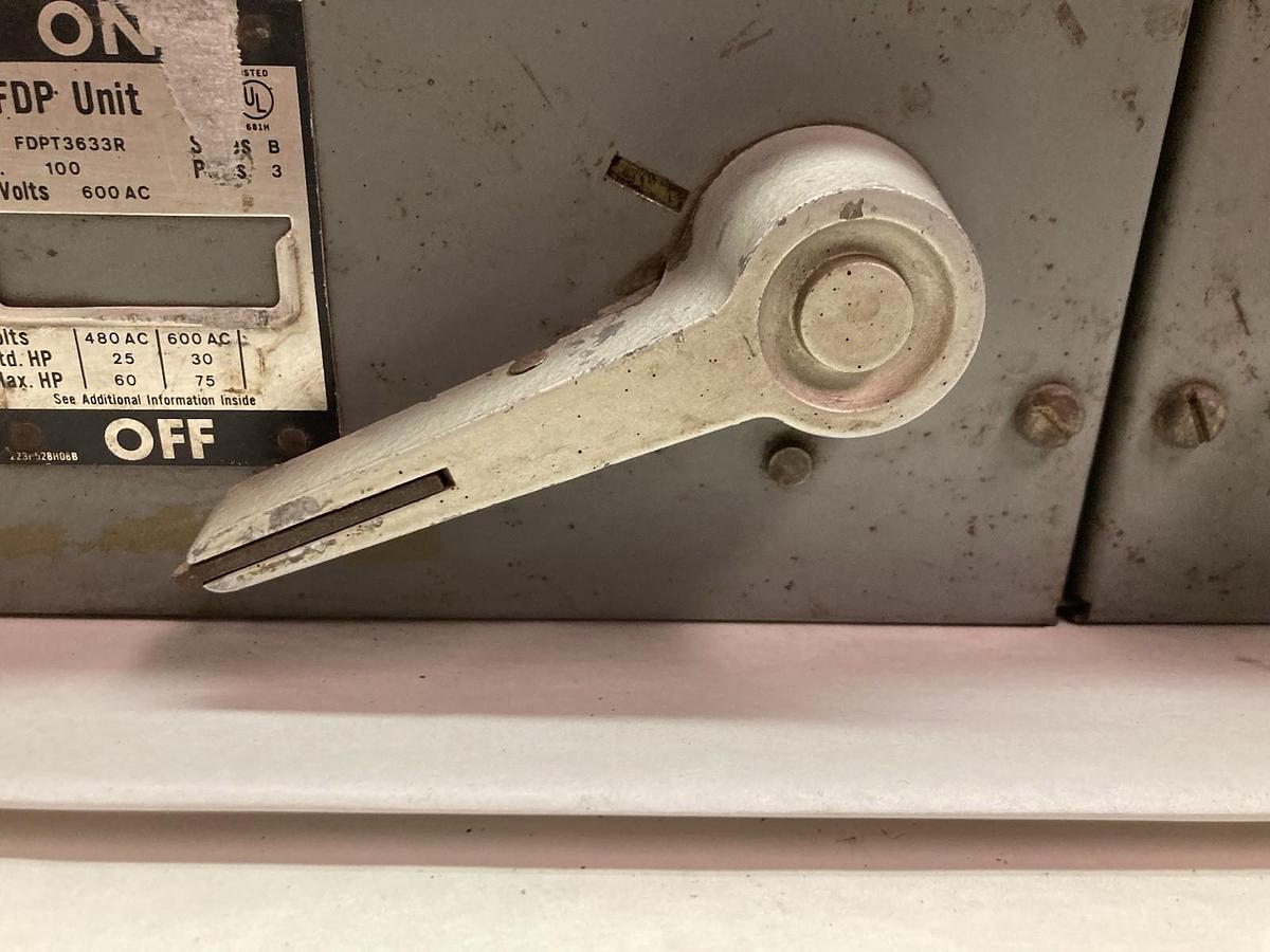 Used Westinghouse,FDPT3633R,3-Pole Switch Bussway Plug Ser B 100A 600Vac