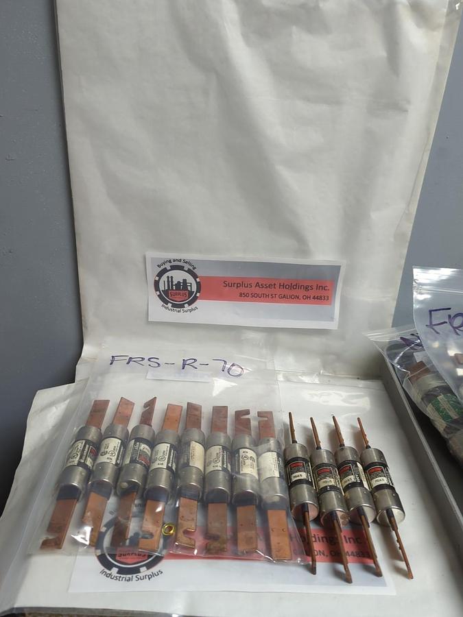 Used COOPER BUSSMANN,FRS-R-70,FUSETRON 70 AMP FUSE LOT OF 12 PRE-OWNED