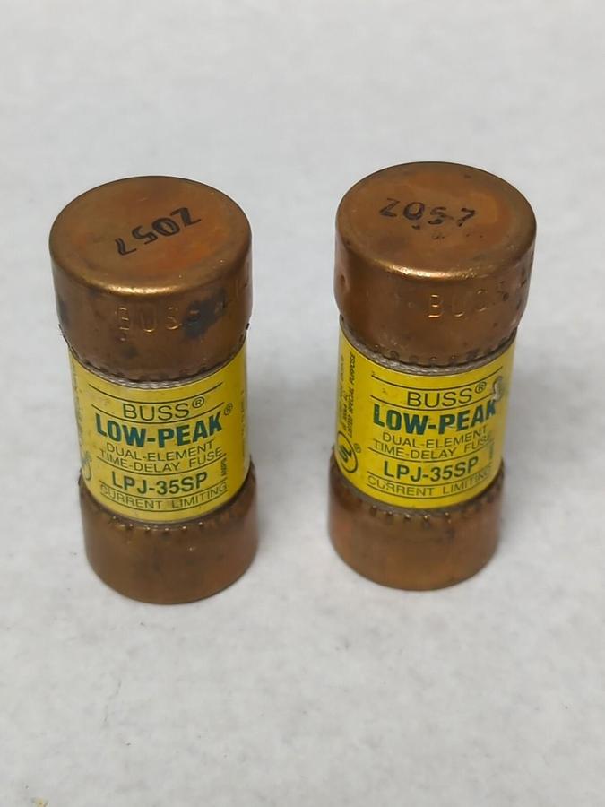 Used COOPER BUSSMANN,LPJ-35SP,LOW-PEAK 35 AMP FUSE LOT OF 2 PRE-OWNED