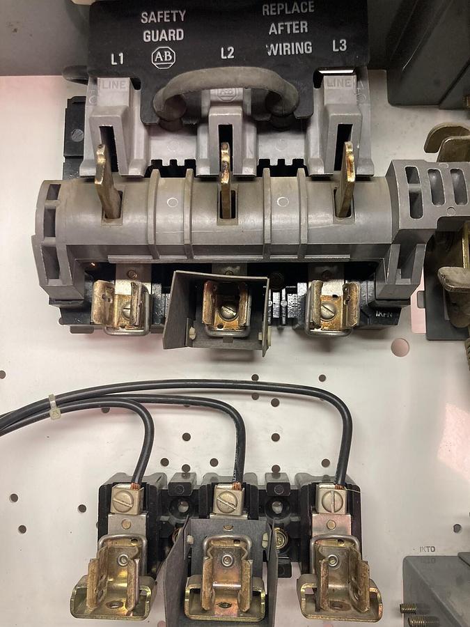 Used Allen Bradley,2100 2192F,30 Amp 12 Inch MCC Disconnect Feeder Bucket