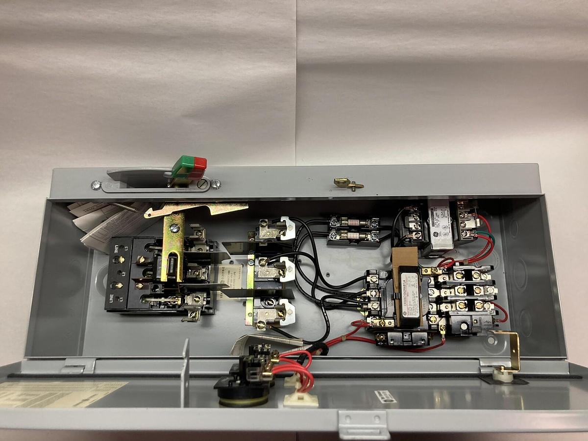 General Electric,CR308C1042RABTJA,Combination Motor Starter Switch