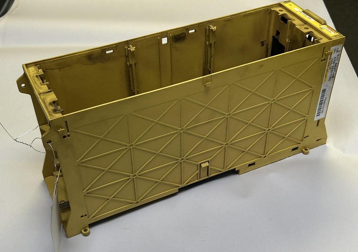 Used FANUC,A05B-2400-C060,2 SLOT BACKPLANE RACK