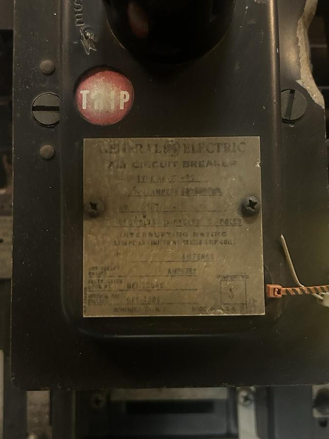 Used GE,AK-1-25,AIR CIRCUIT BREAKER 600A 600V 3P
