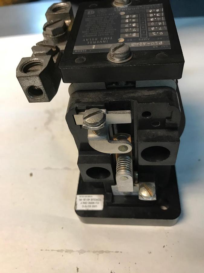 Allen Bradley,810-A04B,Inverse Time Relay NOS