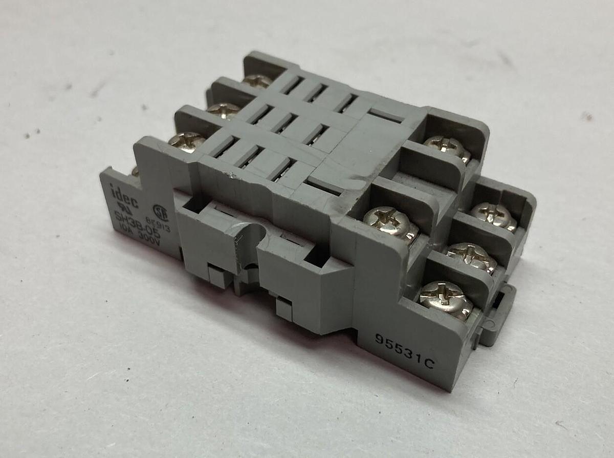 Idec,SH3B-05,Relay Sockets 10A 300V