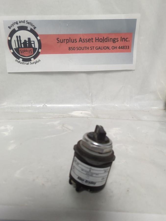 Used ALLEN BRADLEY,800T-U37,SERIES Q POTENTIOMETER 25K Ω PRE-OWNED