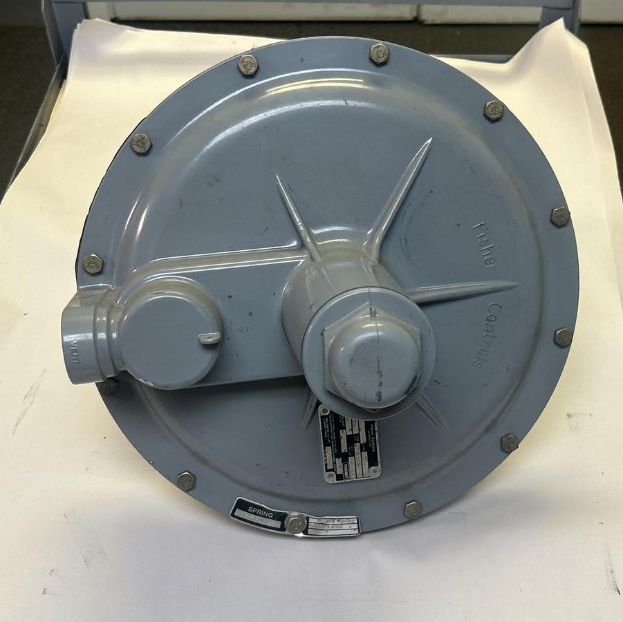 Used FISHER CONTROLS,133H-4,GAS REGULATOR