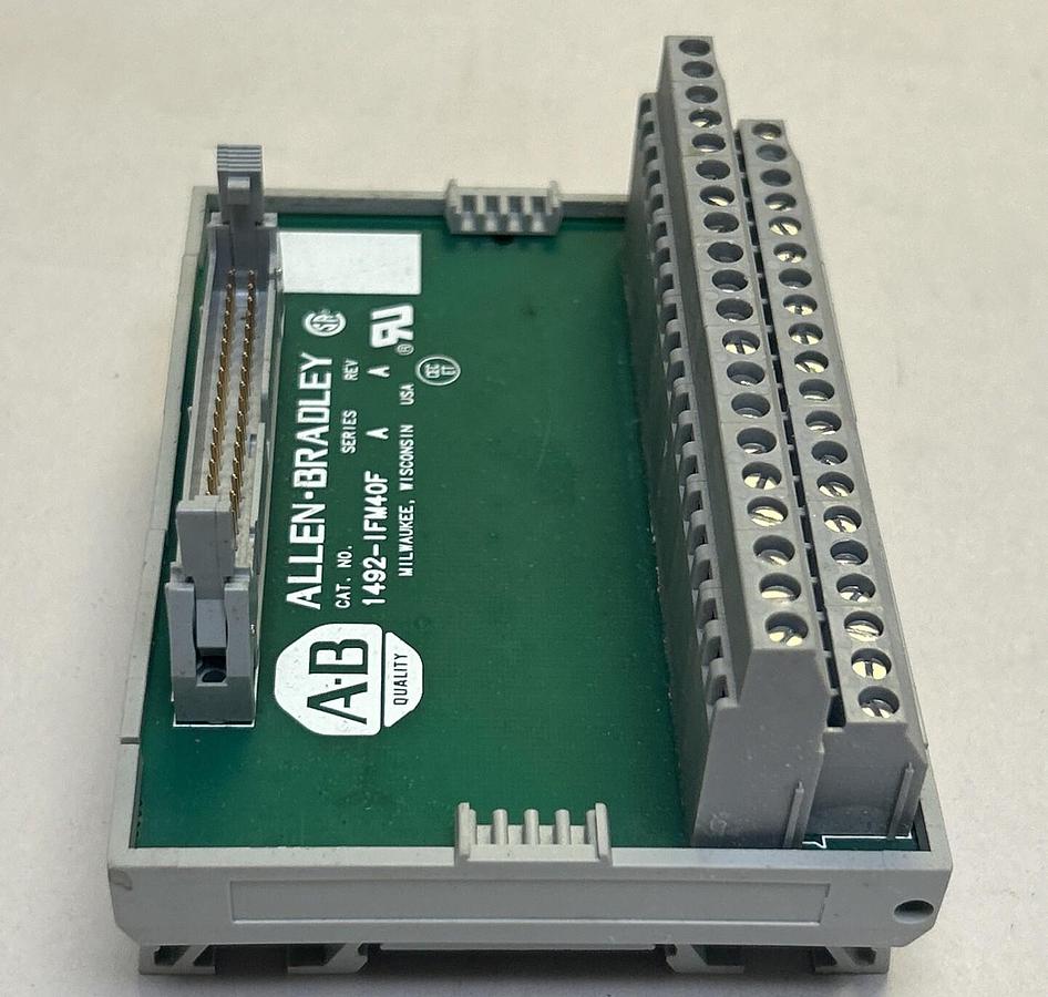 Used ALLEN BRADLEY,1492-IFM40F,INTERFACE MODULE