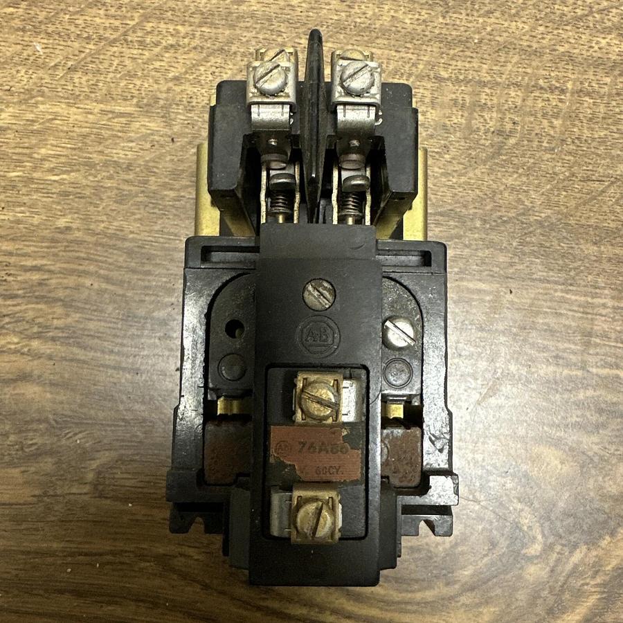 Used A-B,BR-200,Control Relay With 76AB6 Coil