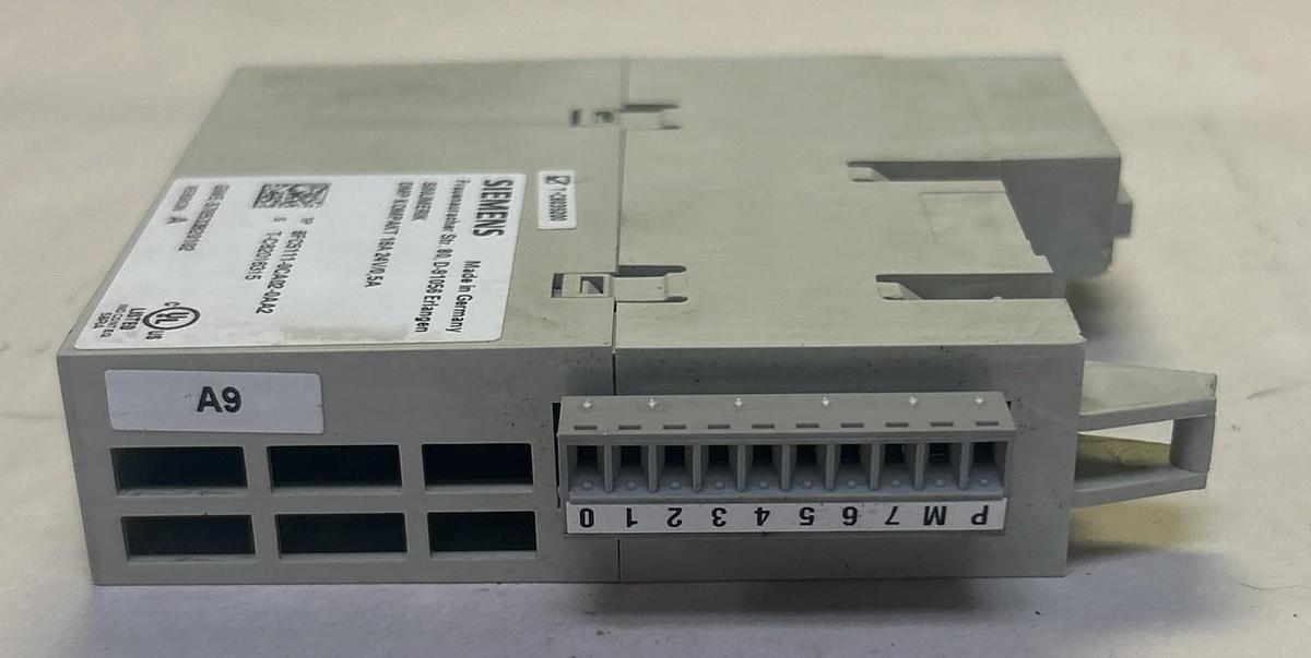 Used SIEMENS,6FC5111-0CA02-0AA2,OUTPUT MODULE