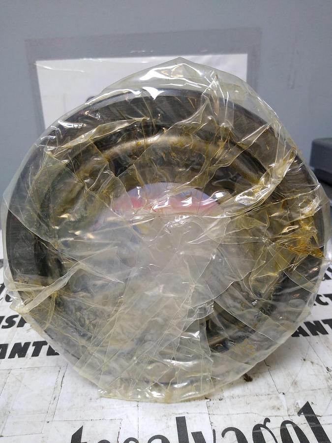 SKF,32315-J2,Tapered Roller Bearing 75x160x58mm NOS