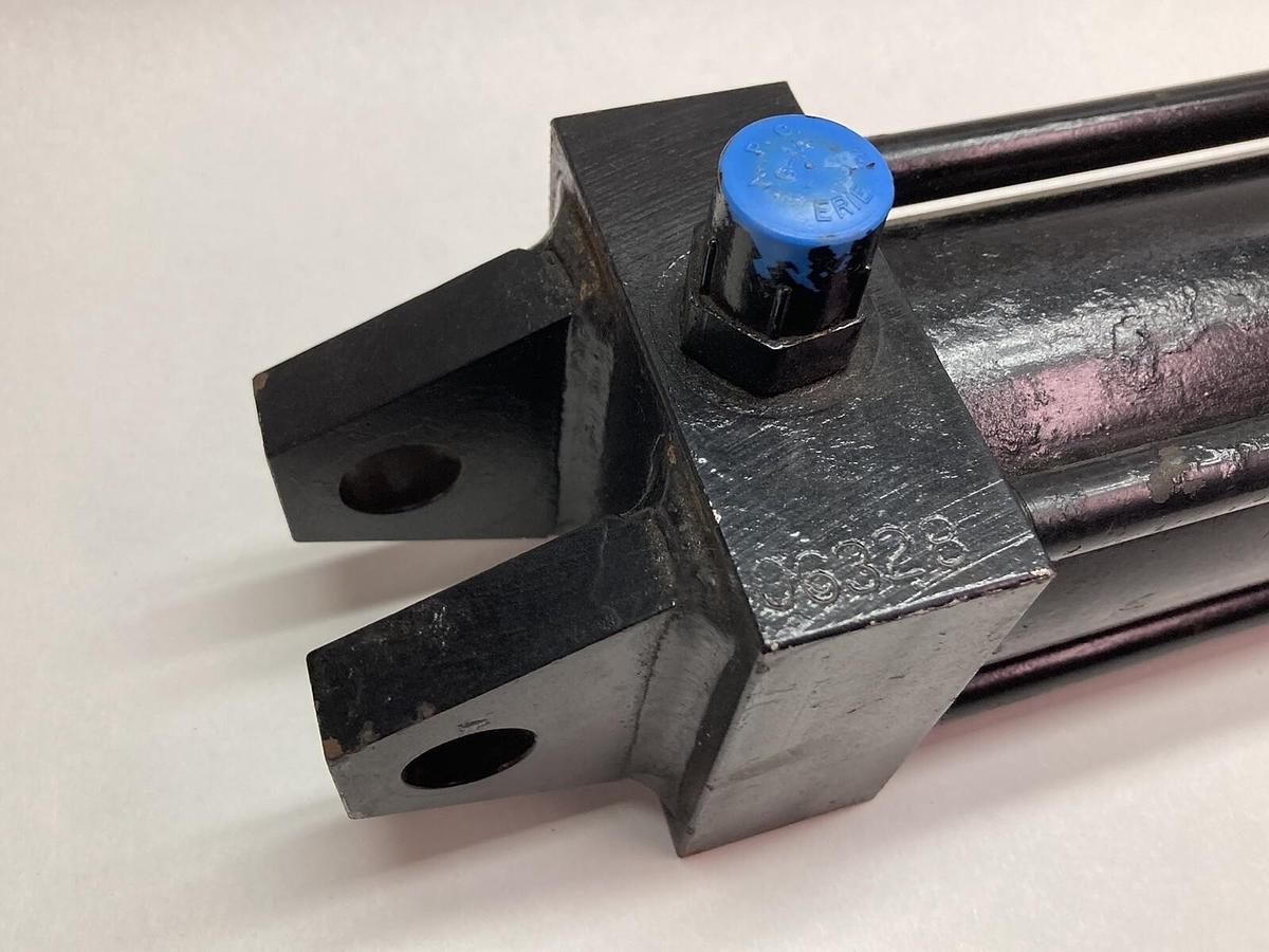 Used Atlas Cylinders,A504888-A,Pneumatic Cylinder 3000 PSI