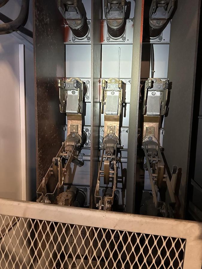 Used S&C Switchgear,CD-66462,13.8-14.5KV High Voltage Cabinet (w/o fuses)