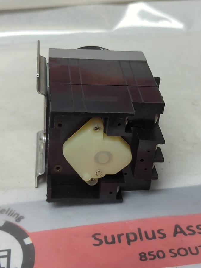 Used AGASTAT,7012AD,TIME DELAY RELAY 15-50 SECONDS 120V 60HZ PRE-OWNED