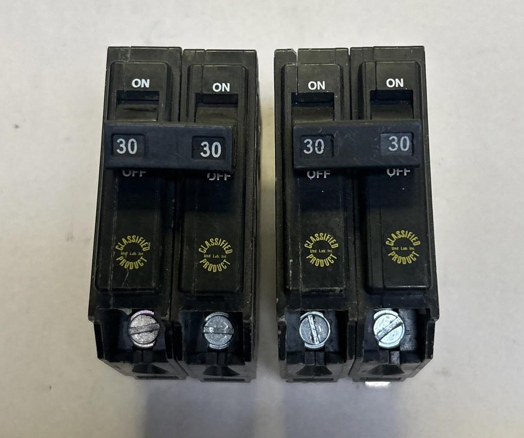 Used CUTLER HAMMER,CHQ230,CIRCUIT BREAKER 30A 120/240V 2P LOT OF 2