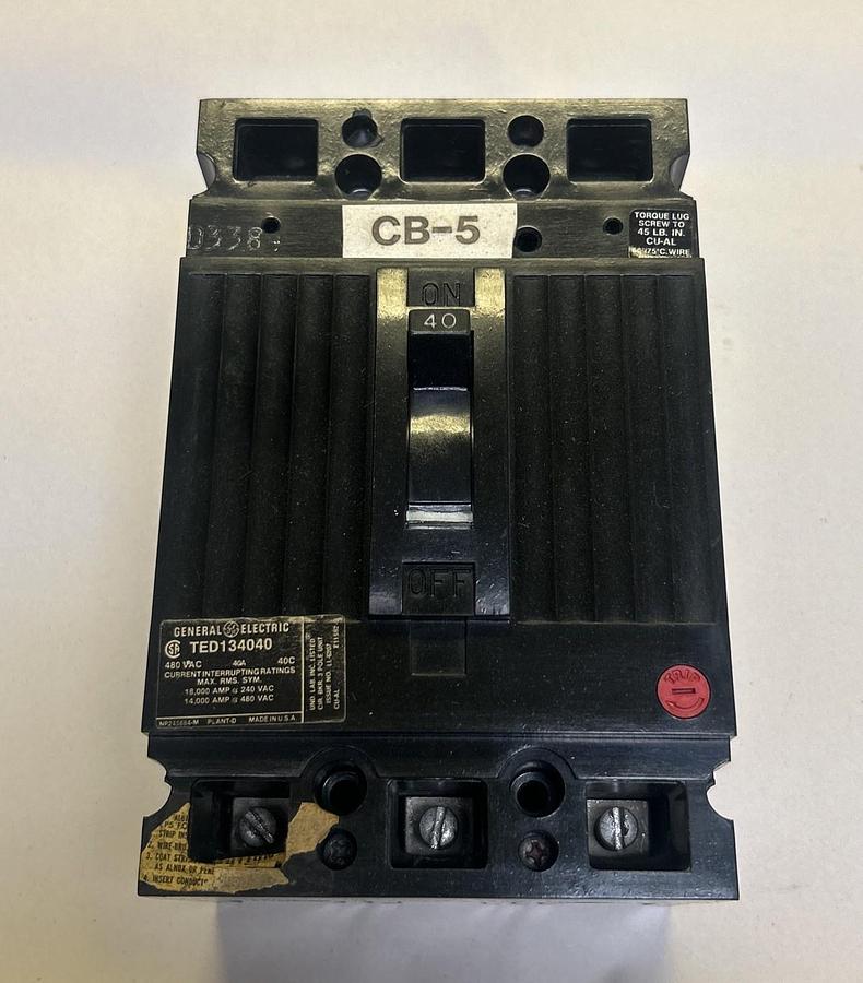 Used GENERAL ELECTRIC,TED134040,CIRCUIT BREAKER 40A 480V 3P